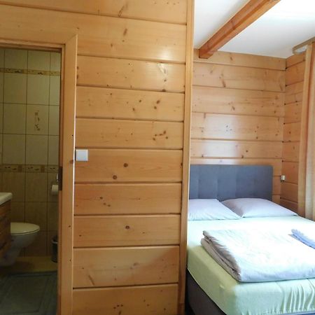 Pokoje Goscinne Monika Zakopane Exterior foto