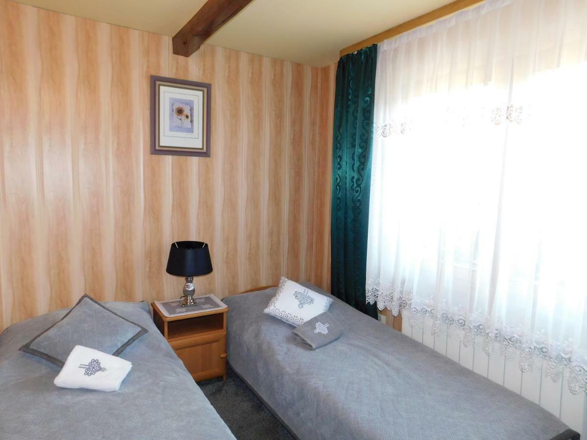 Pokoje Goscinne Monika Zakopane Exterior foto